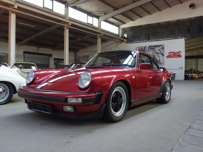 PORSCHE 911 3.2L CARRERA COUPE