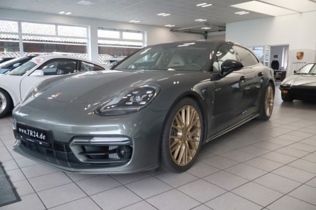 PORSCHE PANAMERA SPORT TURISMO 4 E-HYBRID