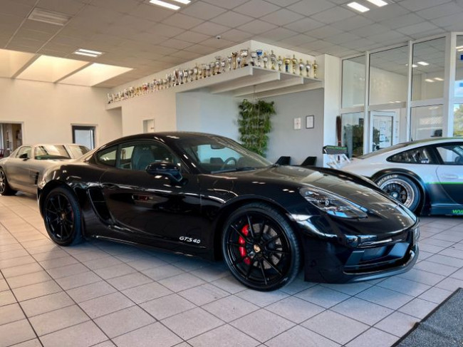 PORSCHE CAYMAN 718 4.0L GTS -1 HAND