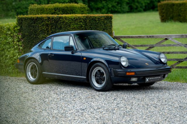 PORSCHE 911 CARRERA 3.2L COUPE