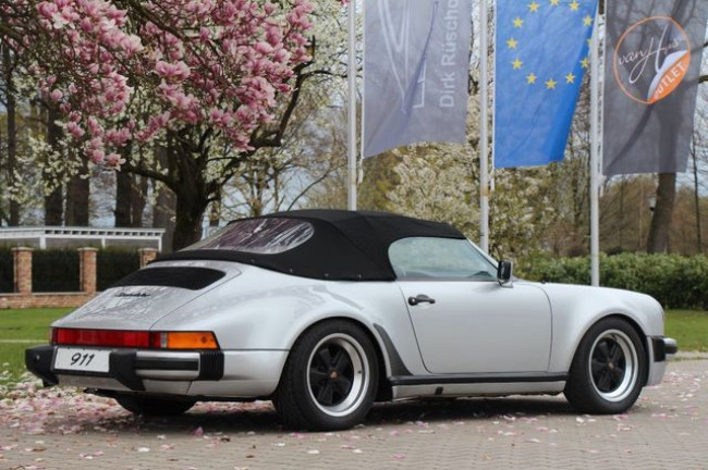 PORSCHE 911 3,2L SPEEDSTER 